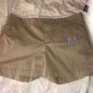 ‼️brand new old navy chino shorts